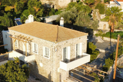 2022_01_05_villa_elika_front
